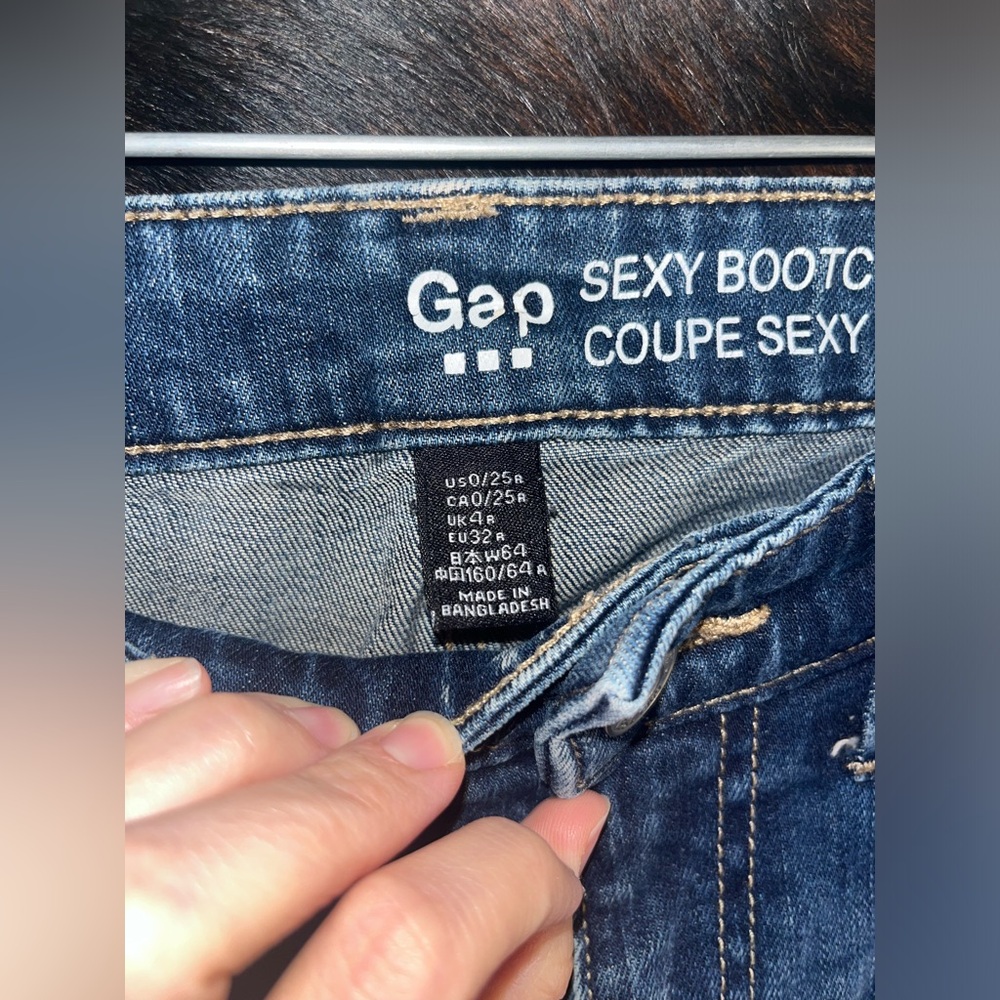 GAP Sexy bootcut fit medium wash blue jeans size 0/25Average - Picture 4 of 5